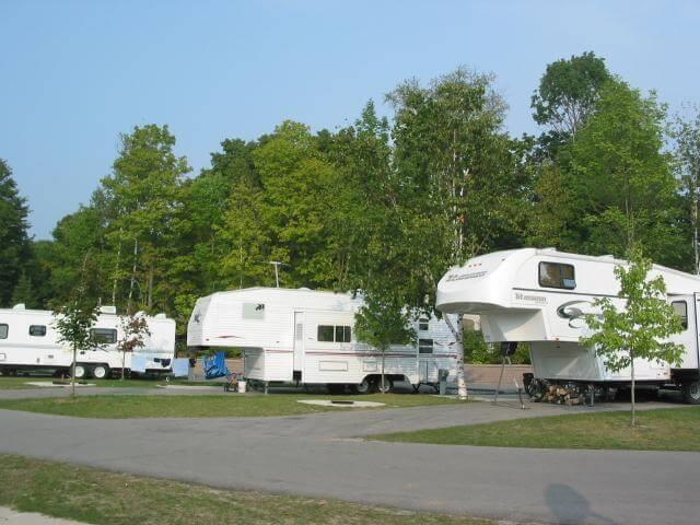 Camping - Carson's Camp